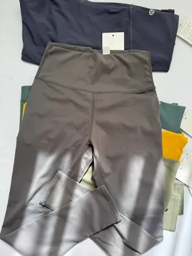 لگ الاین Lululemon