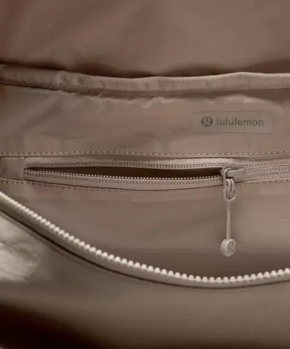 دافل بگ سه‌کاره Lululemon