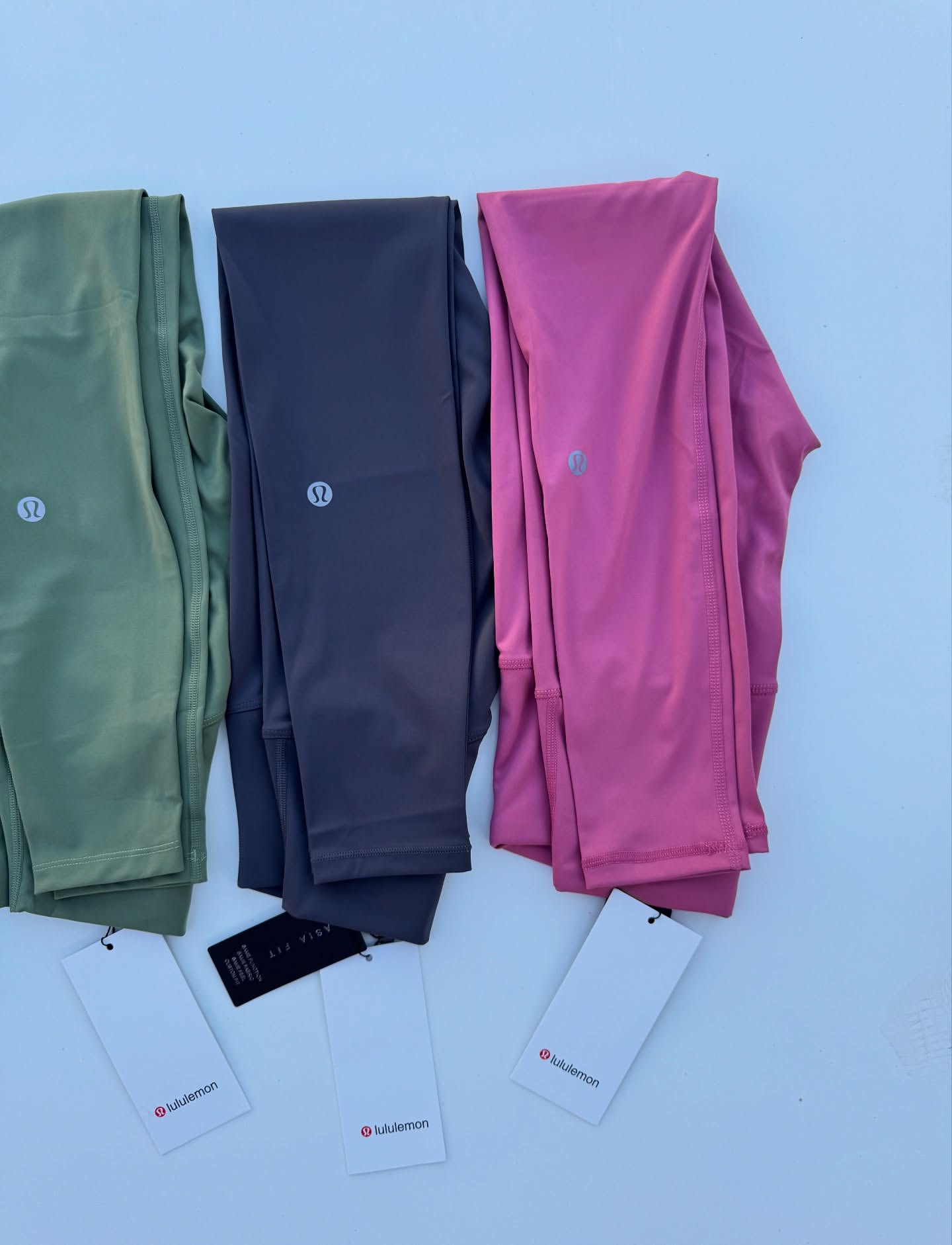 لگ فلوفیت Lululemon