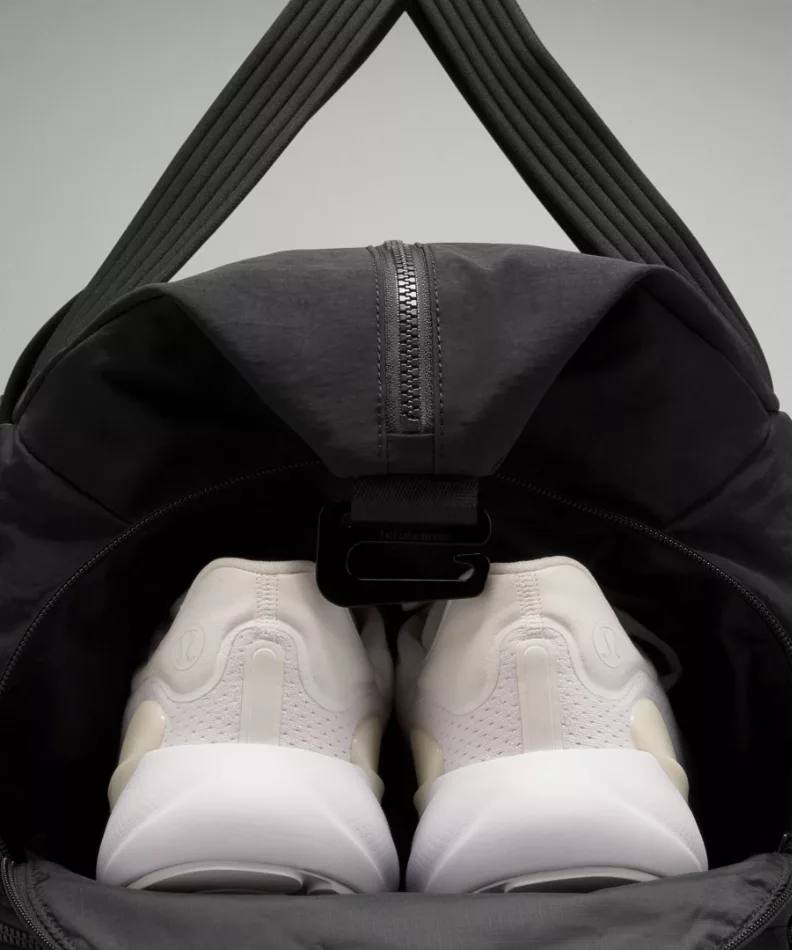 دافل بگ سه‌کاره Lululemon