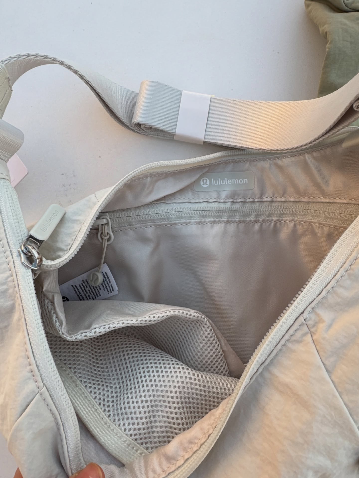 کیف اسلوچی اسلینگ 6 لیتری Lululemon