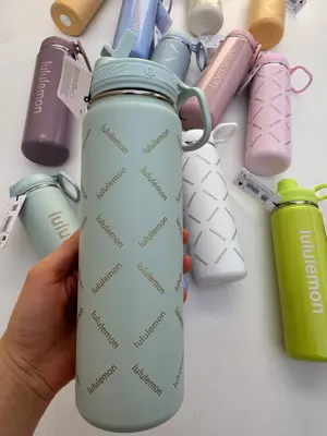 باتل مونوگرام Lululemon 24oz - تصویر اصلی